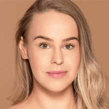 Load image into Gallery viewer, Flawless Radiance Foundation