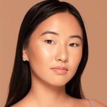 Load image into Gallery viewer, Flawless Radiance Foundation